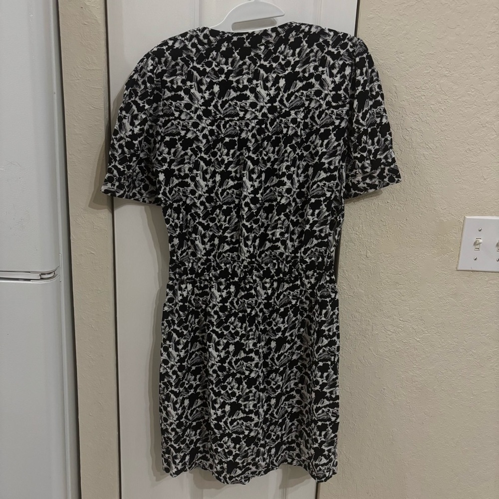 Madewell Button-Front Blouson Mini Shirtdress in Floral Crepe - Picture 6 of 9